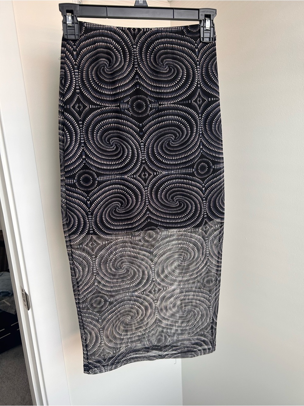 Forever 21 Black and White Swirl Midi Skirt